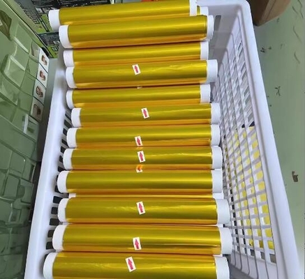 Gepersonaliseerde gouden en gekleurde gedrukte aluminiumfolie voor snoeppakketten of chocoladepakketten in vel/rol