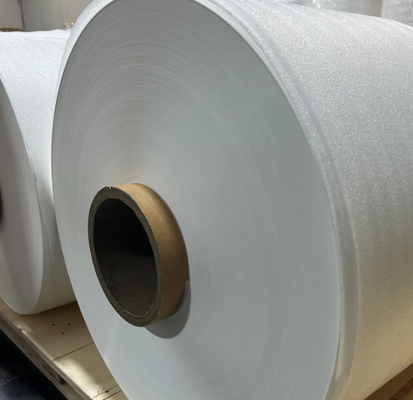 Kleur Geel PE Warmteverminder / LLDPE Stretch Film Voor Verpakkingsfles / Drankverpakkingsbescherming